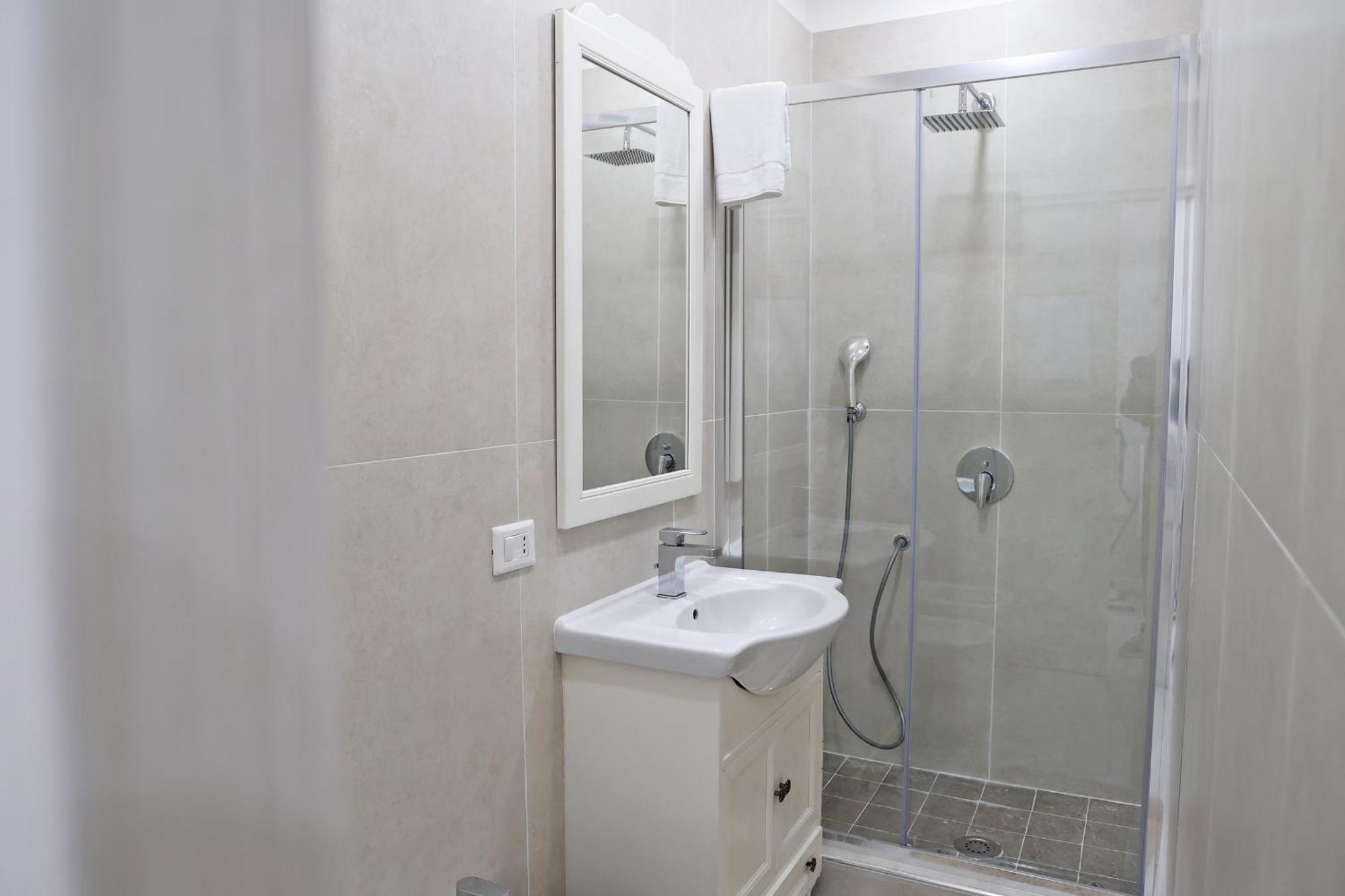L'Aurora House Apartment Naples Exterior photo